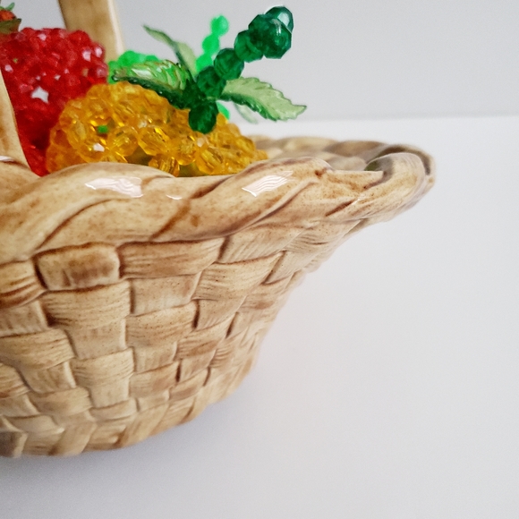 RARE VTG Woven Basket w/ Handle Ceramic Signed Beaded Fruits Included (7pcs) - Picture 12 of 16